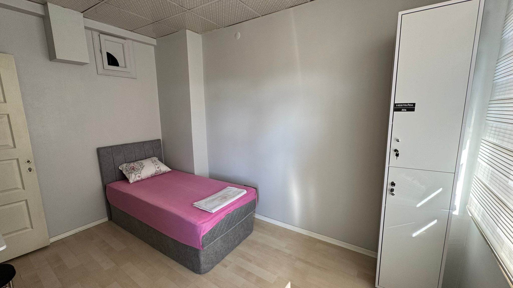 Standard Single Room -Male