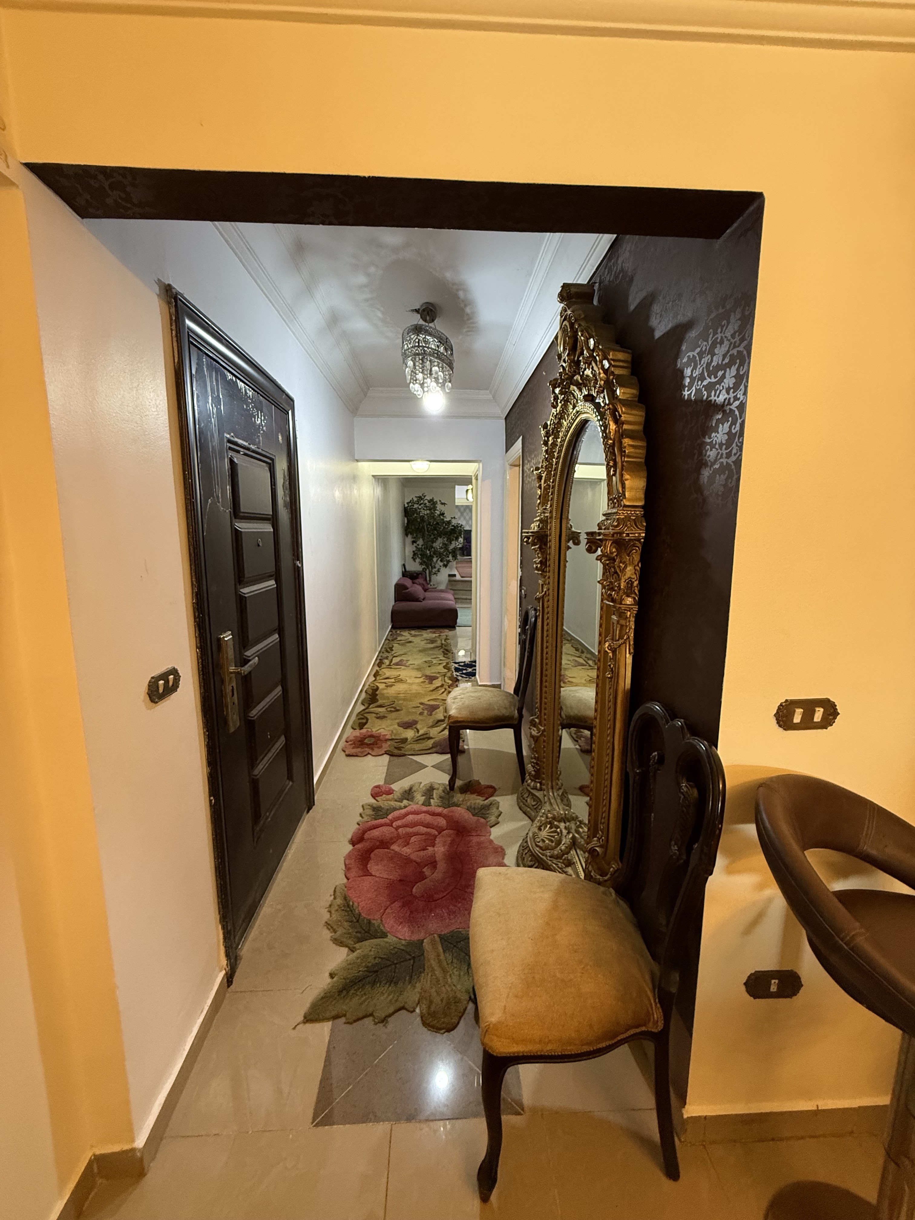 شقة ثلاث غرف نوم اطلالة مباشرة للبحر كود 304 VIP