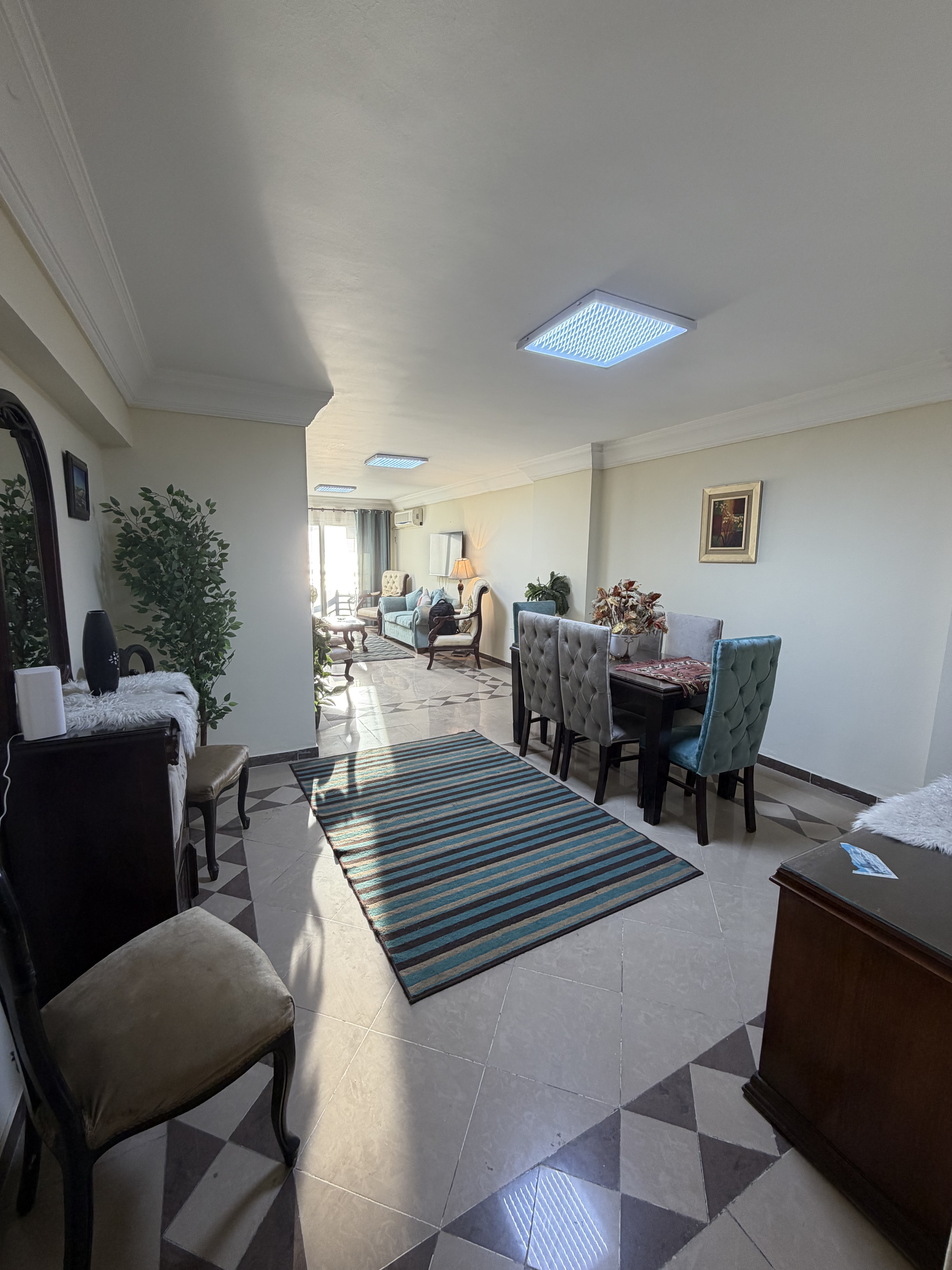 شقة بانوراما بيتش ( ثلاث غرف ) كود 306ميامي نادي السيارات vip