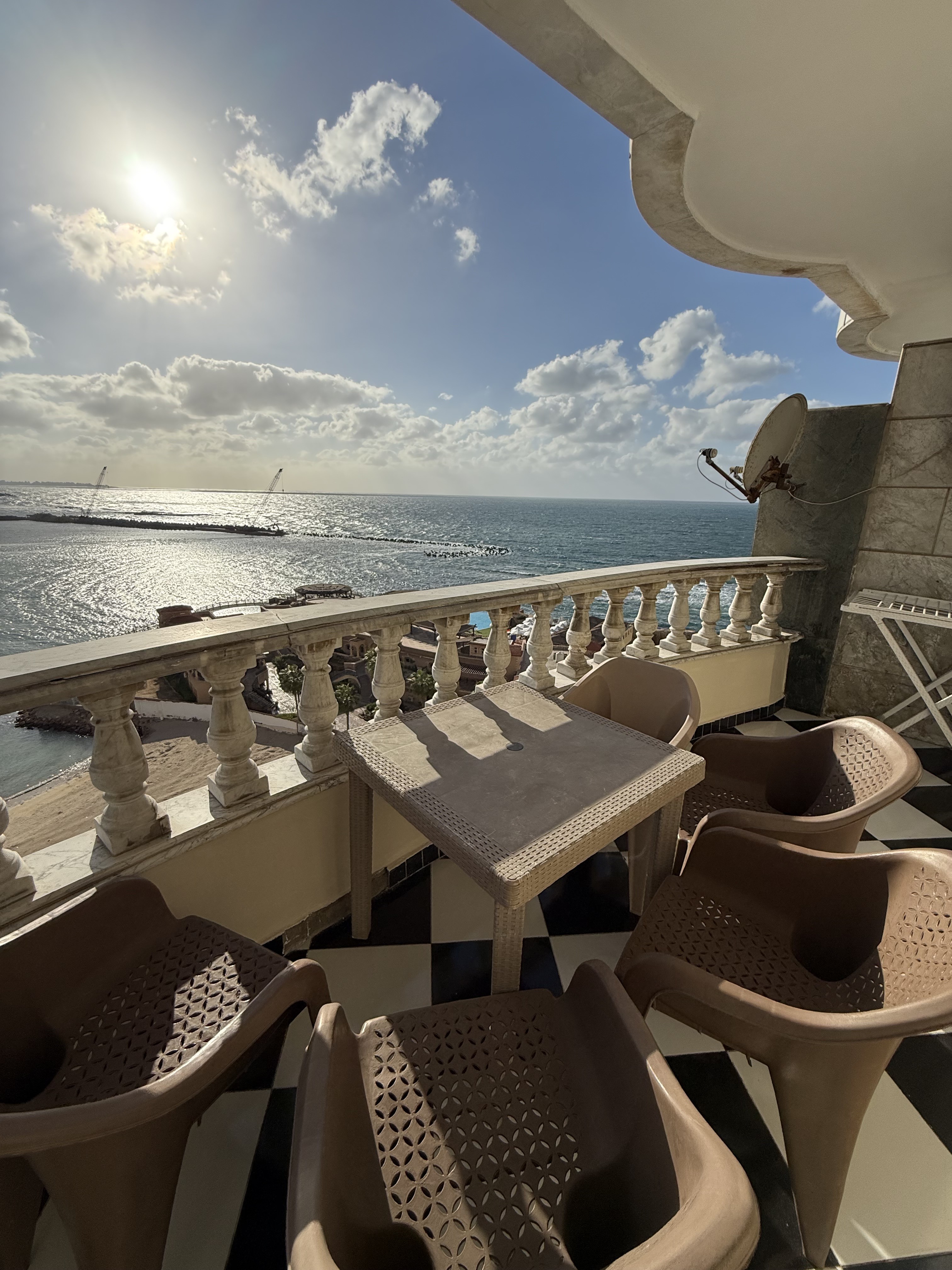 VIP شقة بانو اما بيتش ( غرفتين نوم ) كود 1002 ميامي نادي السيارات 