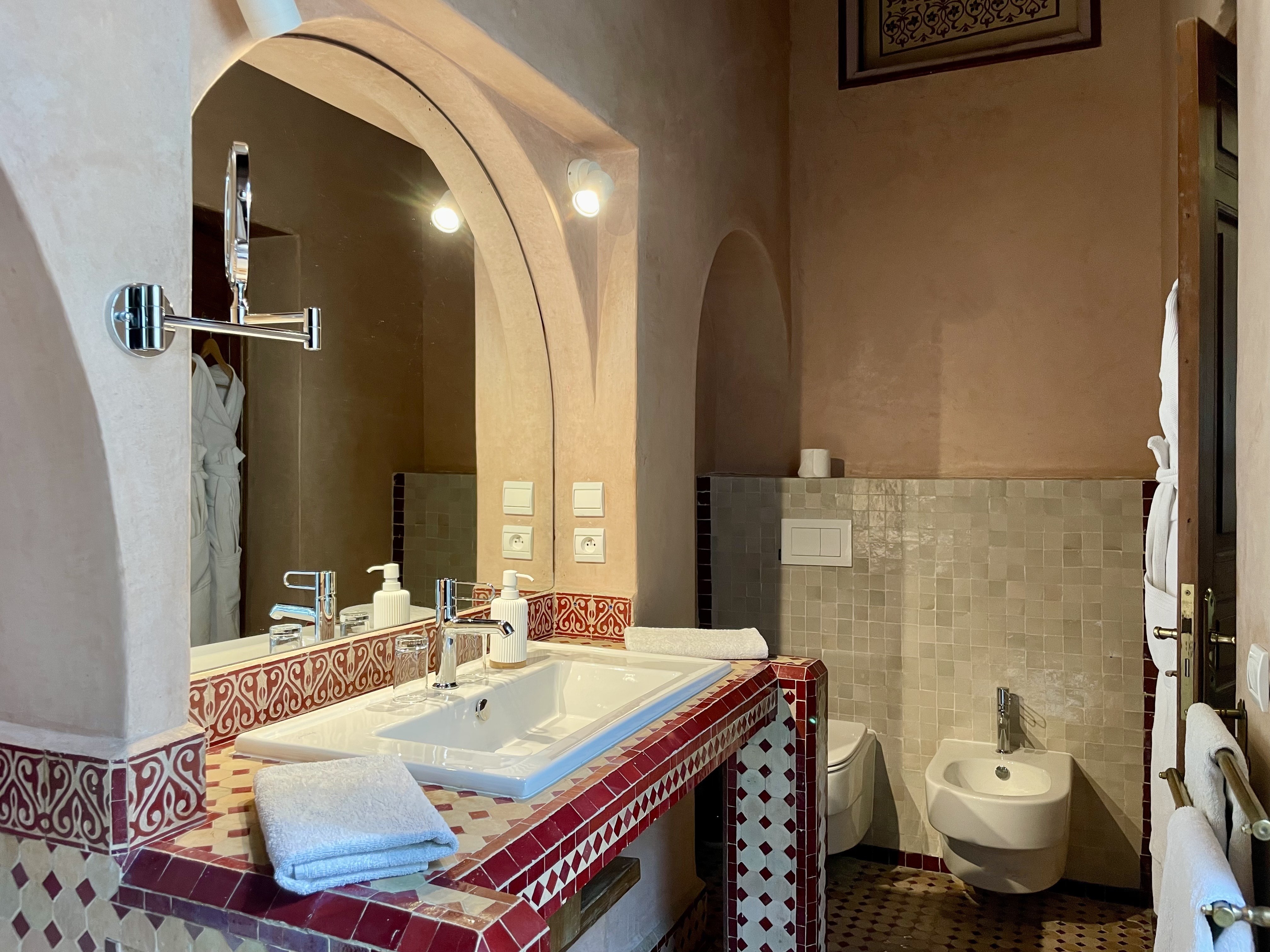 Suite Royale - Tarbe (Lit King-Size)