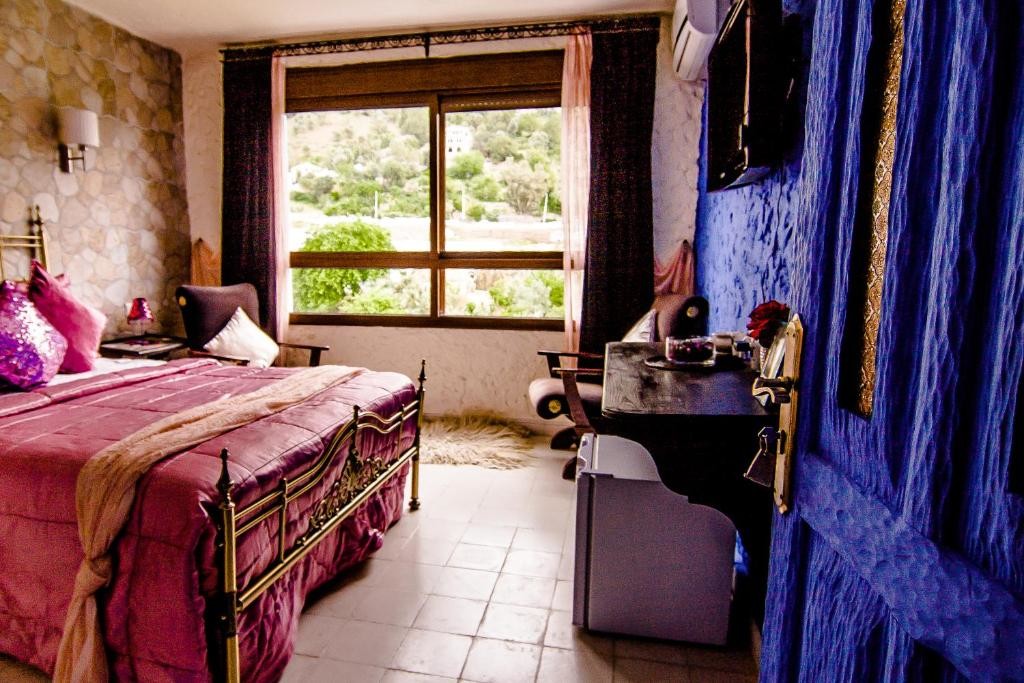Deluxe Double Room with river and mountain view