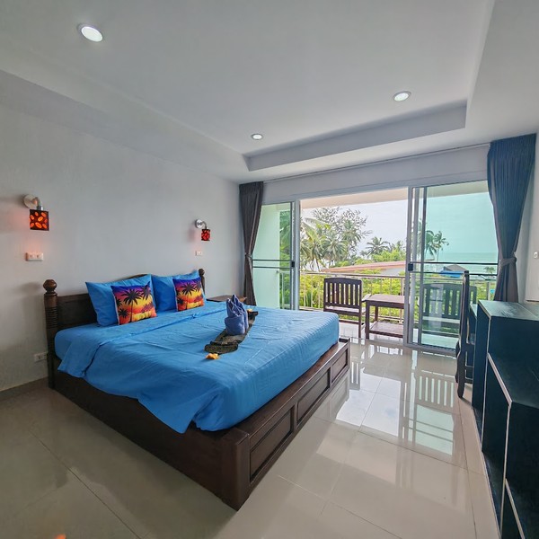 LB: Superior Room (3d floor)