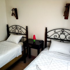 Bed & Breakfast, Standard Room
