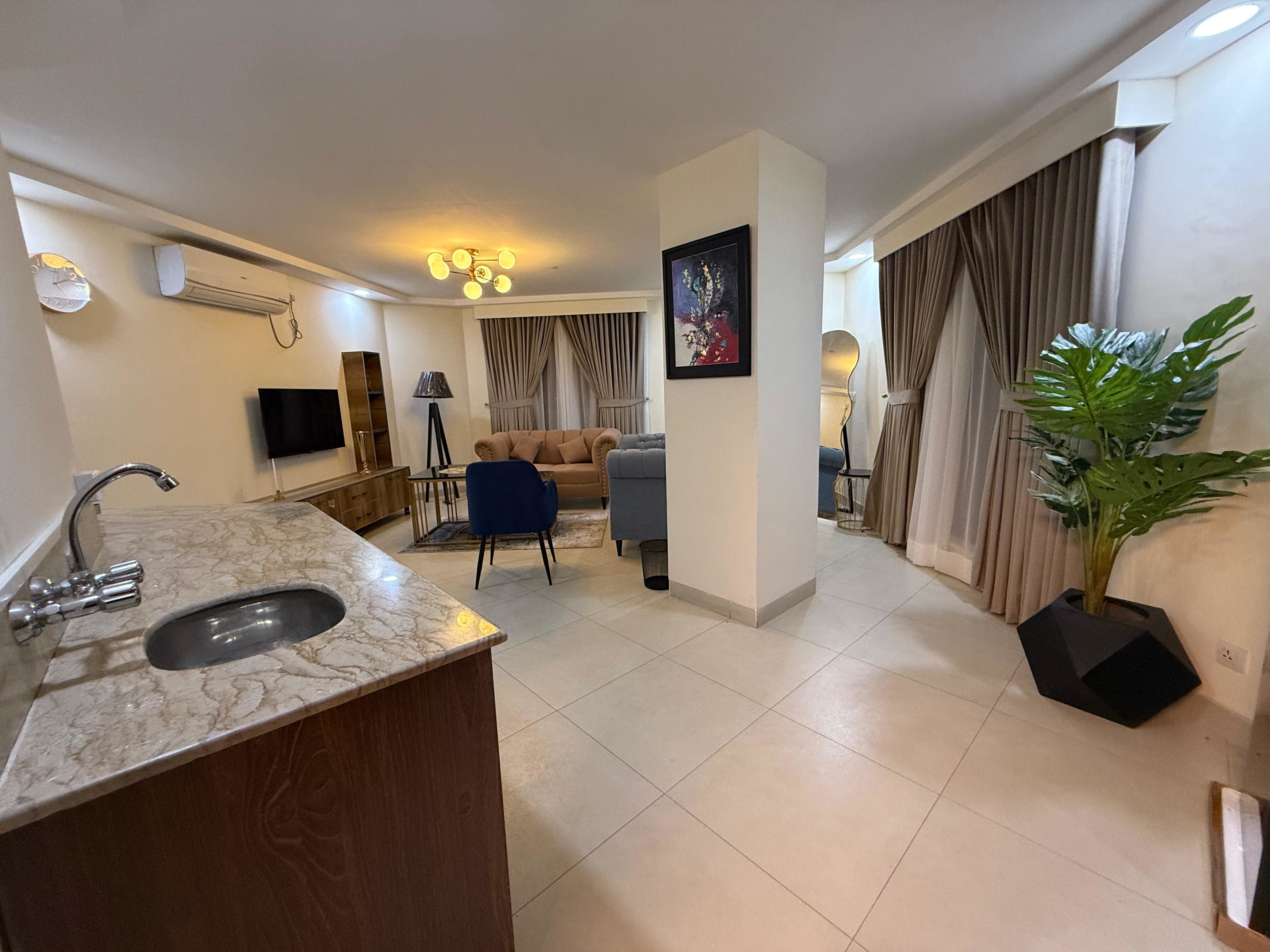 Premium 1-Bed Apartment Gulberg
