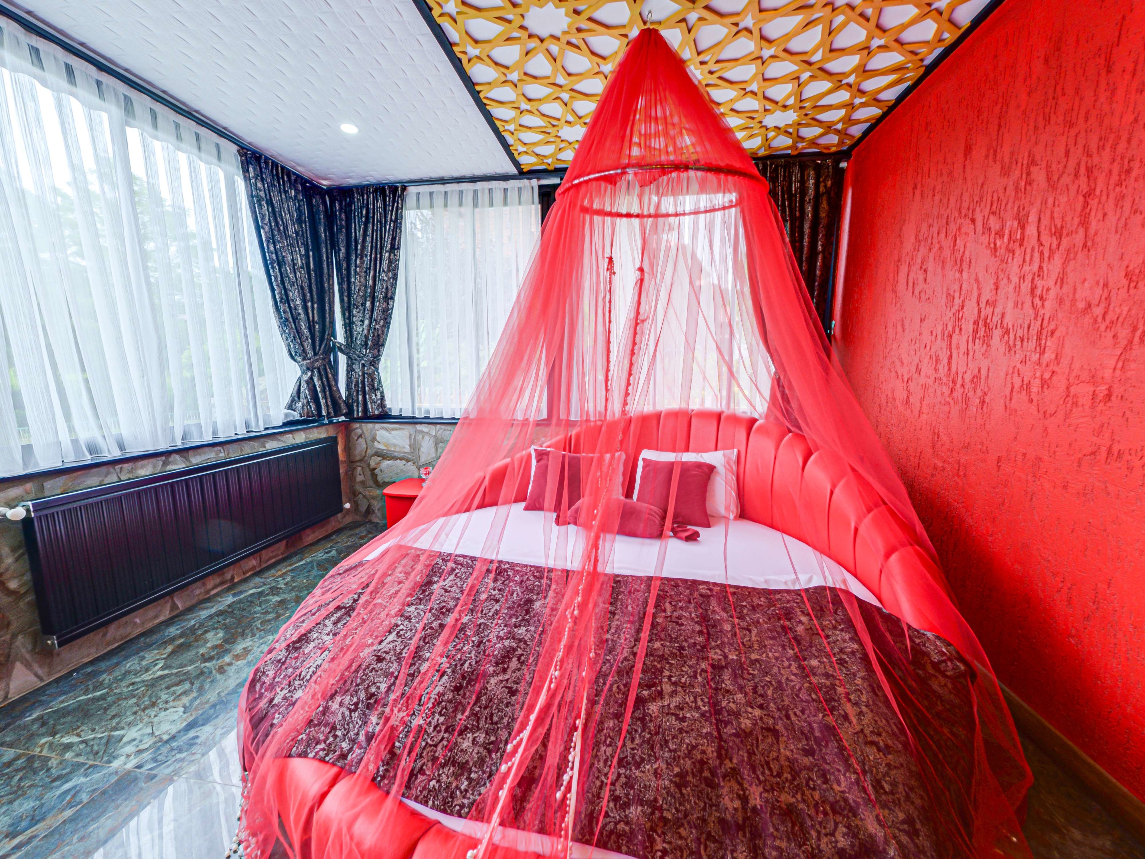 Red Ultra Luxury Suit Room